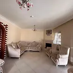 Alacati Stone House Fun - With Private Pool Чешме