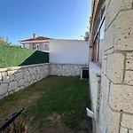 Alacati Stone House Fun - With Private Pool Вілла *