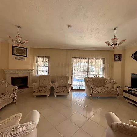 Alacati Stone House Fun - With Private Pool *