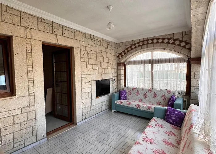 Vila Alacati Stone House Fun - With Private Pool