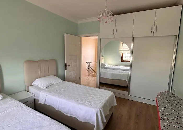 Vila Alacati Stone House Fun - With Private Pool