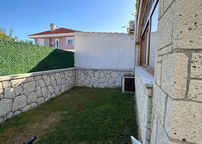 Alacati Stone House Fun - With Private Pool Vila *